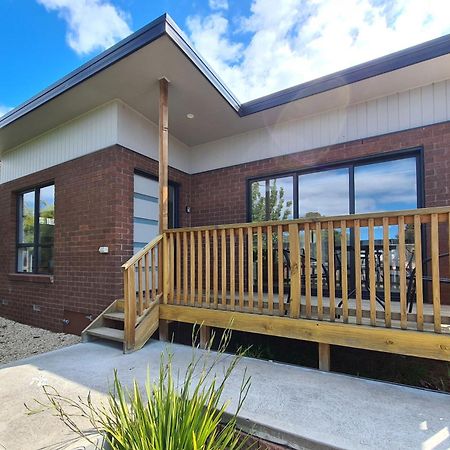 Cedar Cottages Blackmans Bay Exterior photo