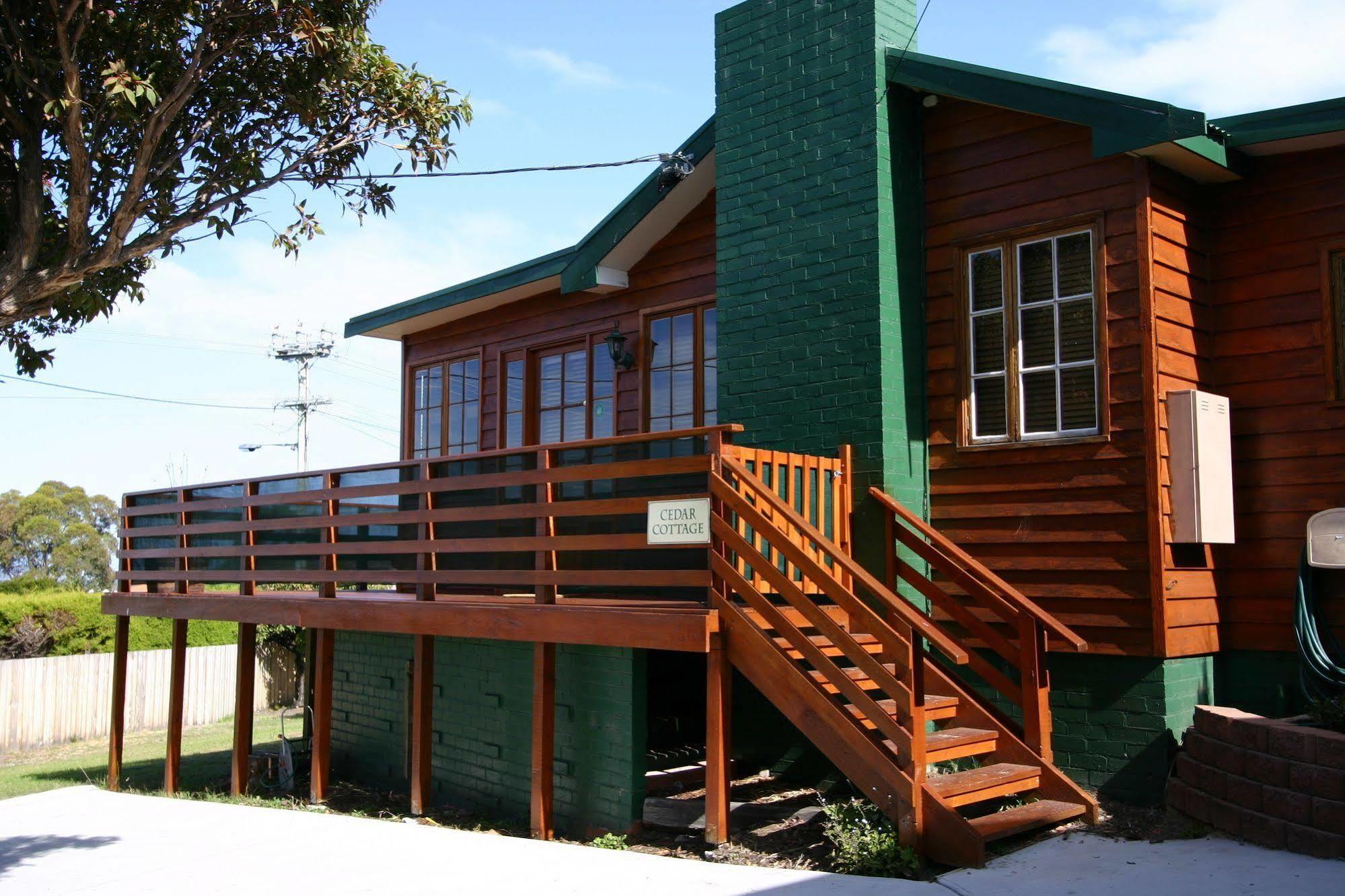 Cedar Cottages Blackmans Bay Exterior photo