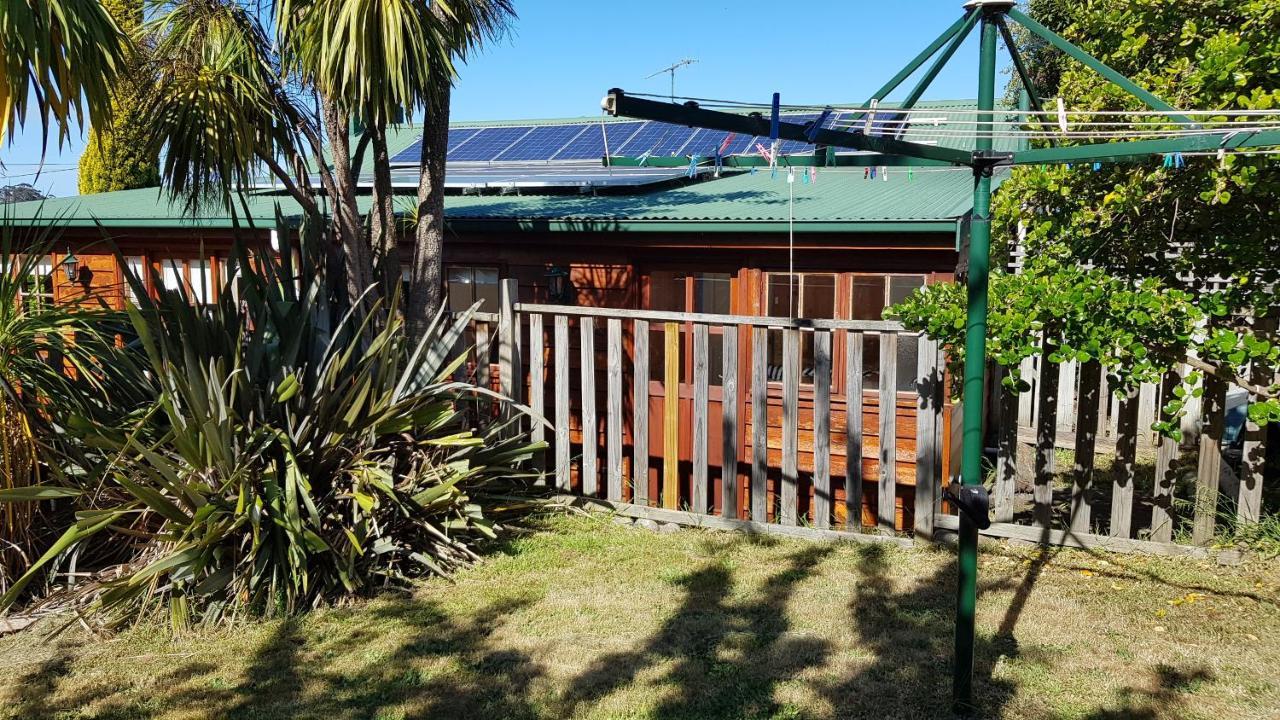 Cedar Cottages Blackmans Bay Exterior photo